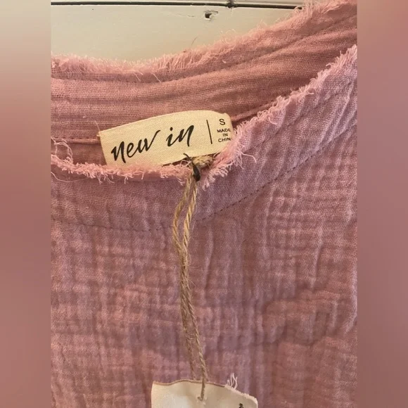 New In - Picture 4 of 4